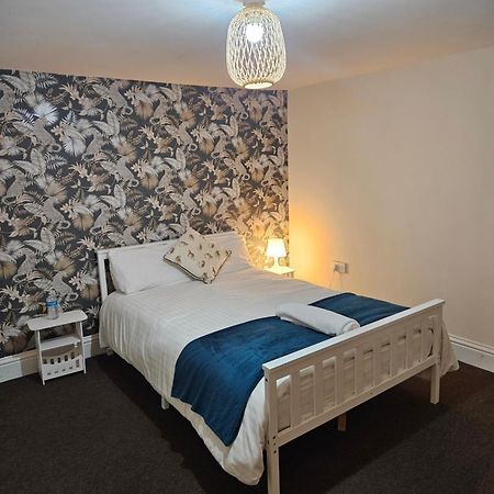 Reading Accommodation Upstairs Εξωτερικό φωτογραφία
