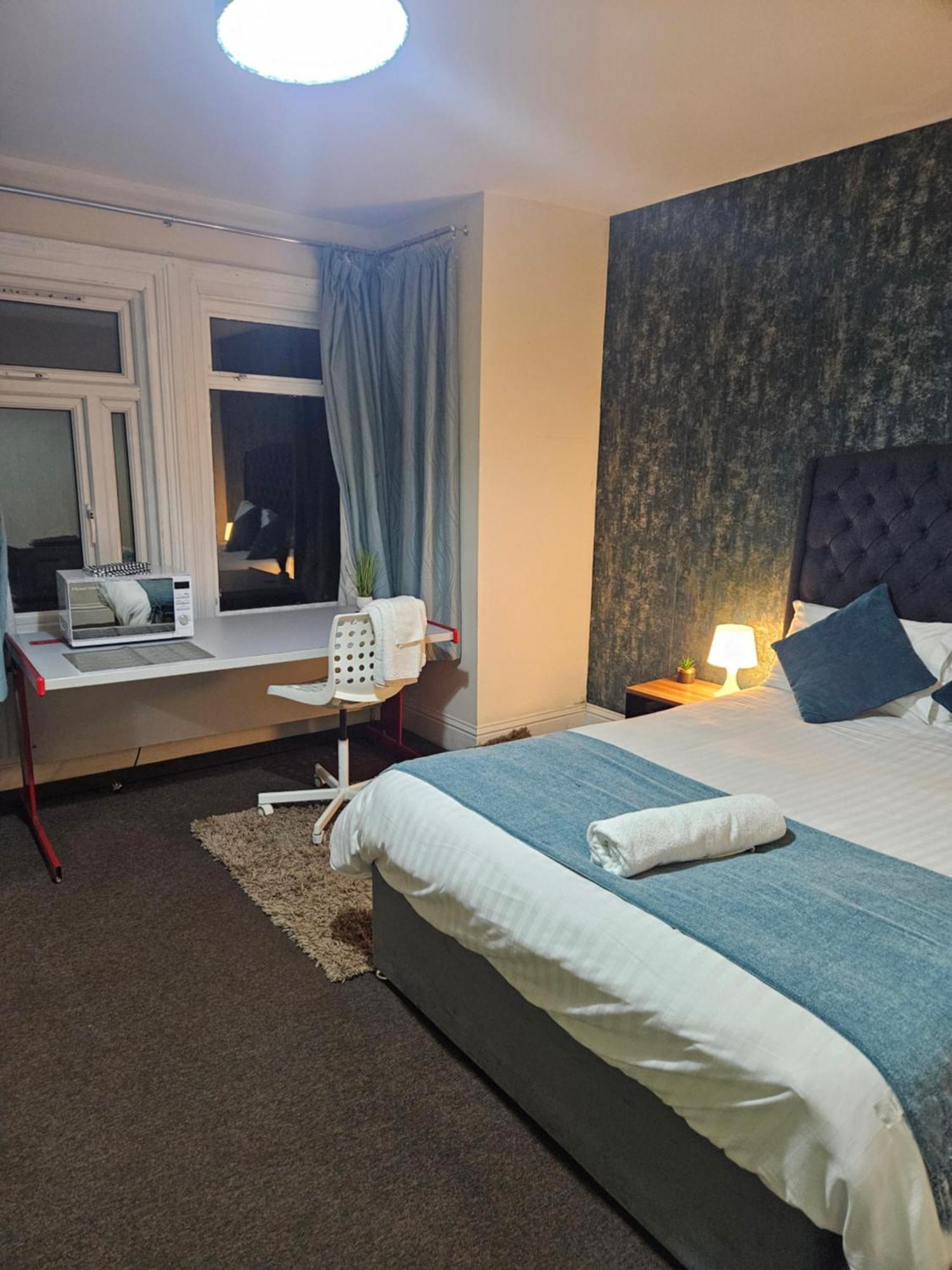 Reading Accommodation Upstairs Εξωτερικό φωτογραφία